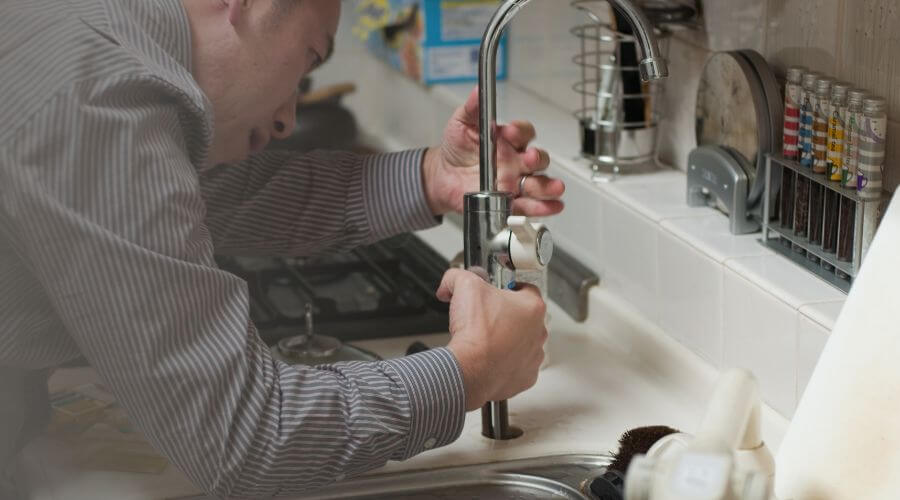 Local expert plumbing services in Austin, IN